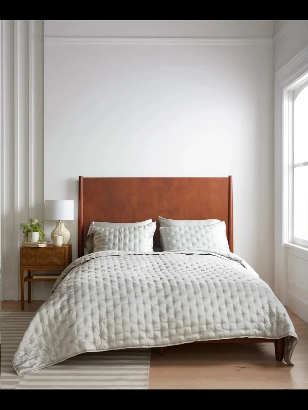 Quince Bamboo Dream Quilt King Cal King Light Grey